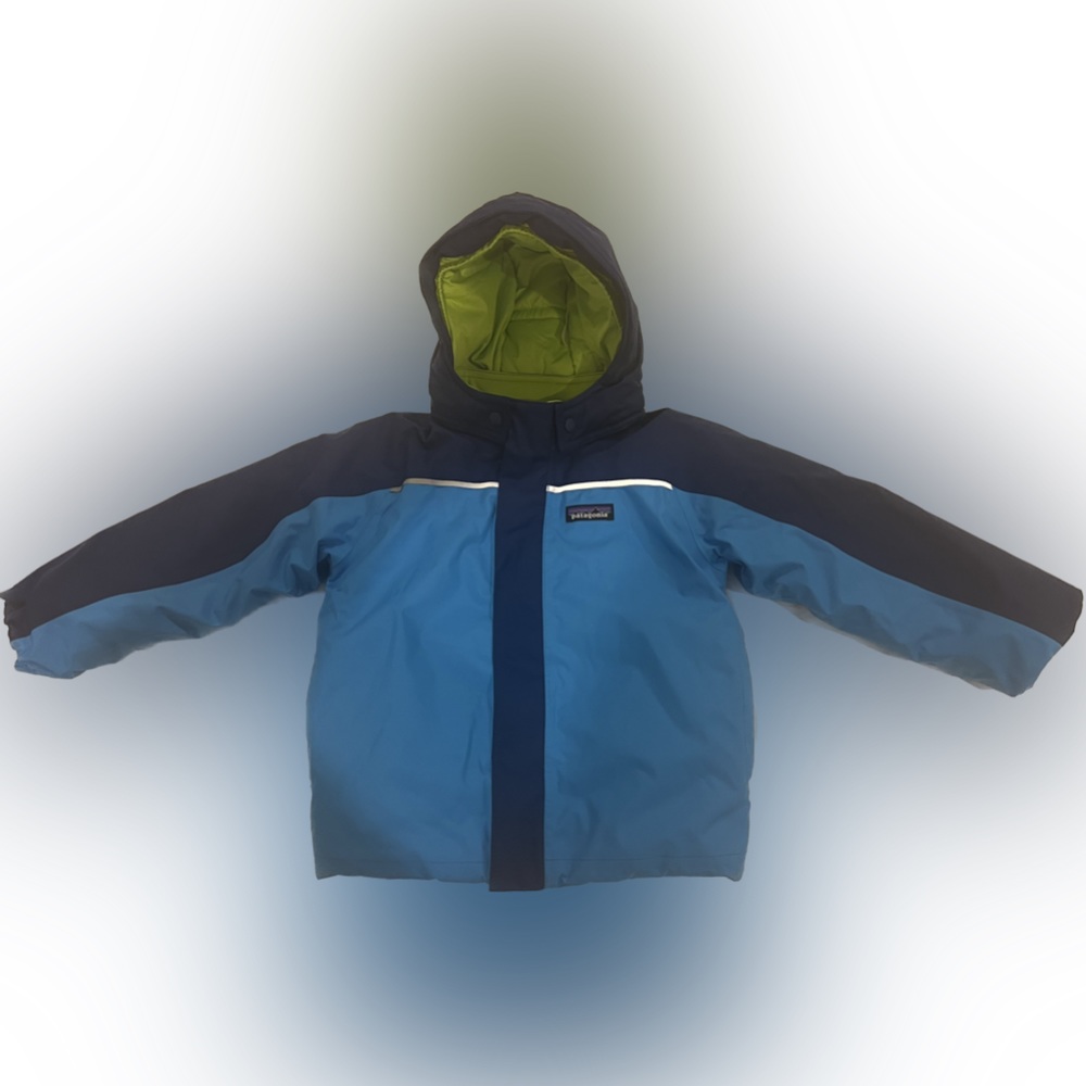 Patagonia Kids Blue and Navy Puffer Jacket with Lime Lining